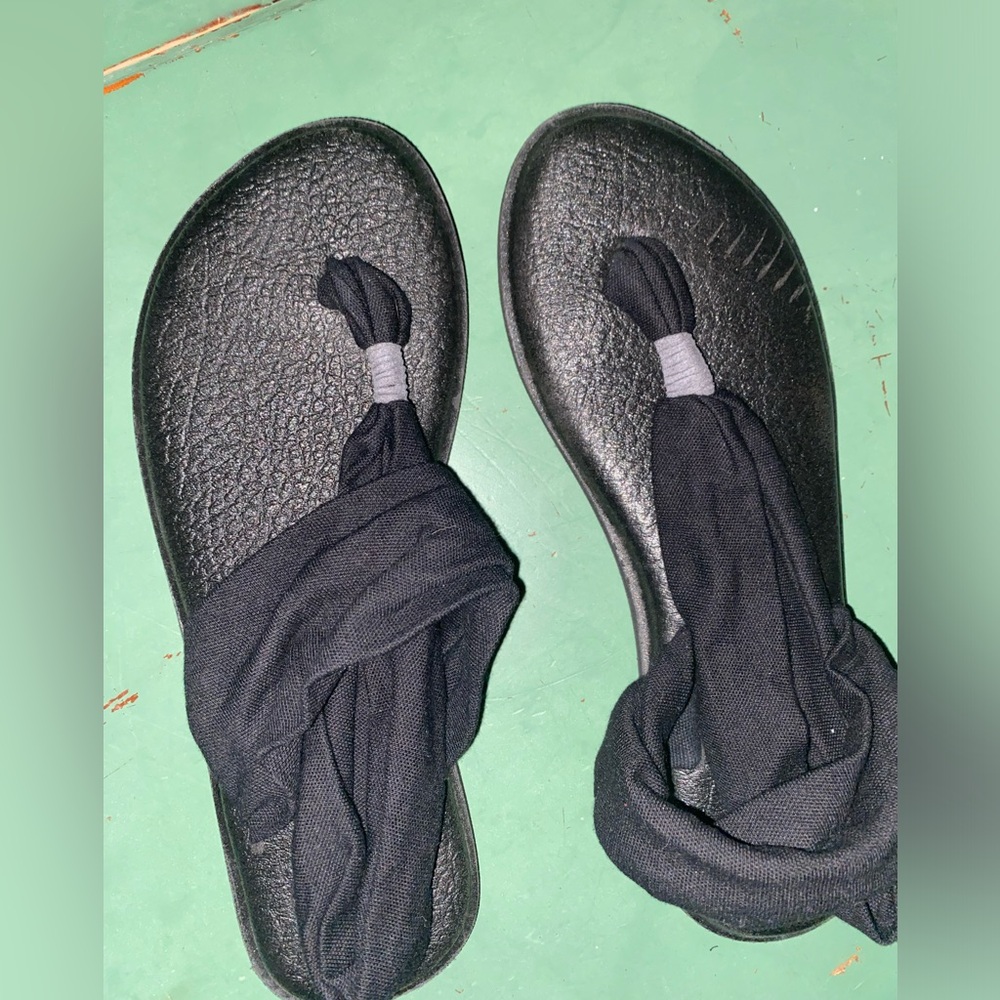 Sanuk Black Yoga Sling Sandals Women’s Size 8
